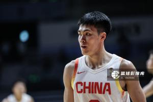 值得更多时间!庞峥麟国家队正赛首秀14分钟7中4拿11分 正负值+8