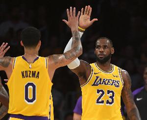 蜘蛛直播_蜘蛛免费NBA在线直播_蜘蛛足球无插件高清观看
