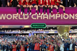 从2023到2026,西班牙成首个男女足连续夺世界杯冠军的国家