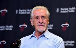 蜘蛛直播-蜘蛛直播nba高清无插件_蜘蛛直播nba免费高清现场转播