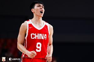 频造杀伤!庞峥麟全场7投2中&罚球8中7 贡献12分2篮板