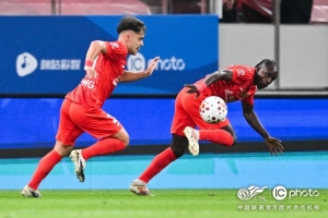 上海海港0-1山东泰山,下一场将做客对阵重庆铜梁龙队