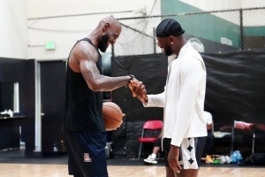 蜘蛛直播-免费无插件直播在线观看_蜘蛛直播nba免费高清现场直播