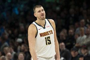 约基奇为何不跳槽?张佳玮:外籍NBA巨星重首队 多愿坚守一城终老