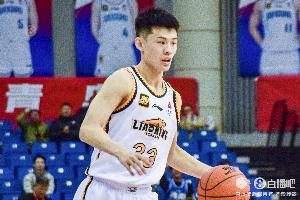 鲁媒: 作为土生土长的山东人 回家打球也是王岚嵚一直以来的心愿