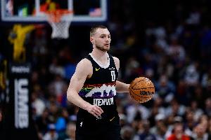 5年1.25亿~霍里:布劳恩是NBA溢价最严重的合同 他该给德罗赞替补