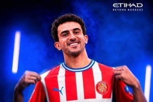 官方:赫罗纳签下马略卡26岁右后卫马图·莫雷,合同至2028年