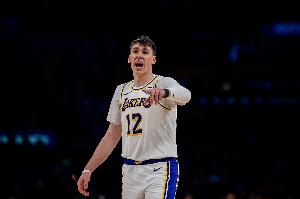 拉拉维亚谈湖人防守:我们的侧翼防守阵容深度充足