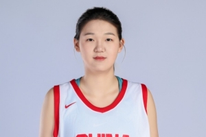 予取予求!孙晗昀11分钟9中9拿到19分5板 正负值+27