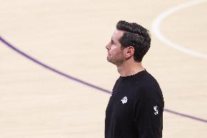 雷迪克:现时代没多少球员能打满82场 除了伤病还有其他很多原因