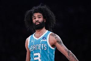 奥康纳:科比·怀特能扛起控卫职责 新赛季他能够打进全明星