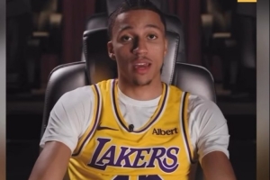 蜘蛛直播-蜘蛛直播nba高清无插件_蜘蛛直播nba免费高清现场转播